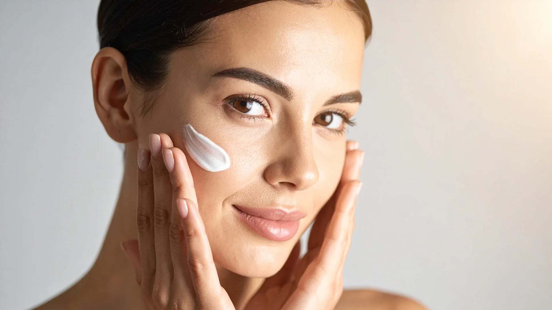 The Truth About Sunscreen: Myths and Facts