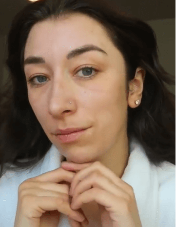 I love this simple yet powerful 3-step EMANI skincare. I love how my skin is plump and smooth.