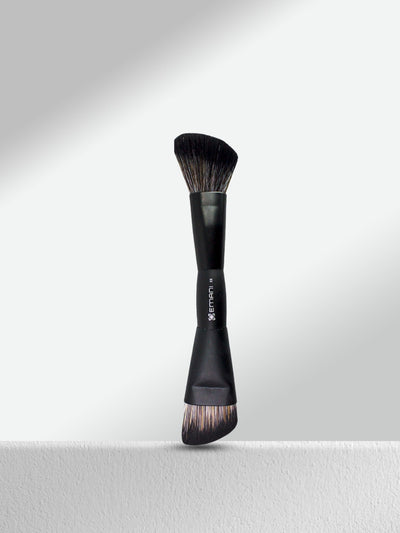 Duo Foundation &amp; Contour Brush